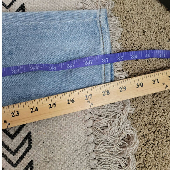 GOOD AMERICAN GOOD WAIST LIGHT WASH JEANS, SZ 6/28 - Picture 14 of 14